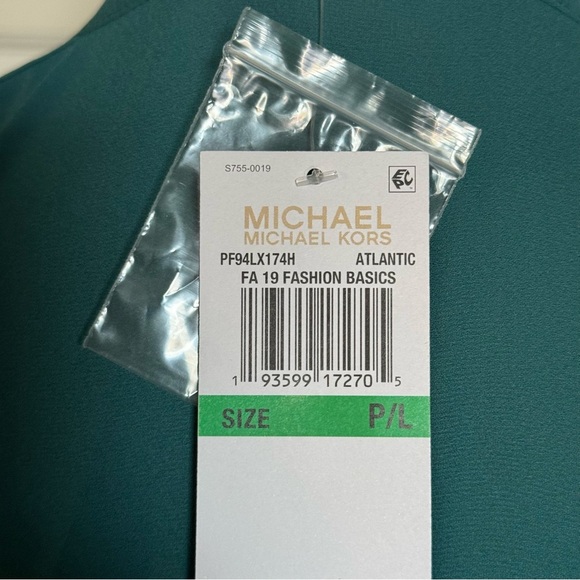 NWT MICHAEL KORS Petite Large Atlantic Blue Roll-Tab Blouse - Picture 4 of 12